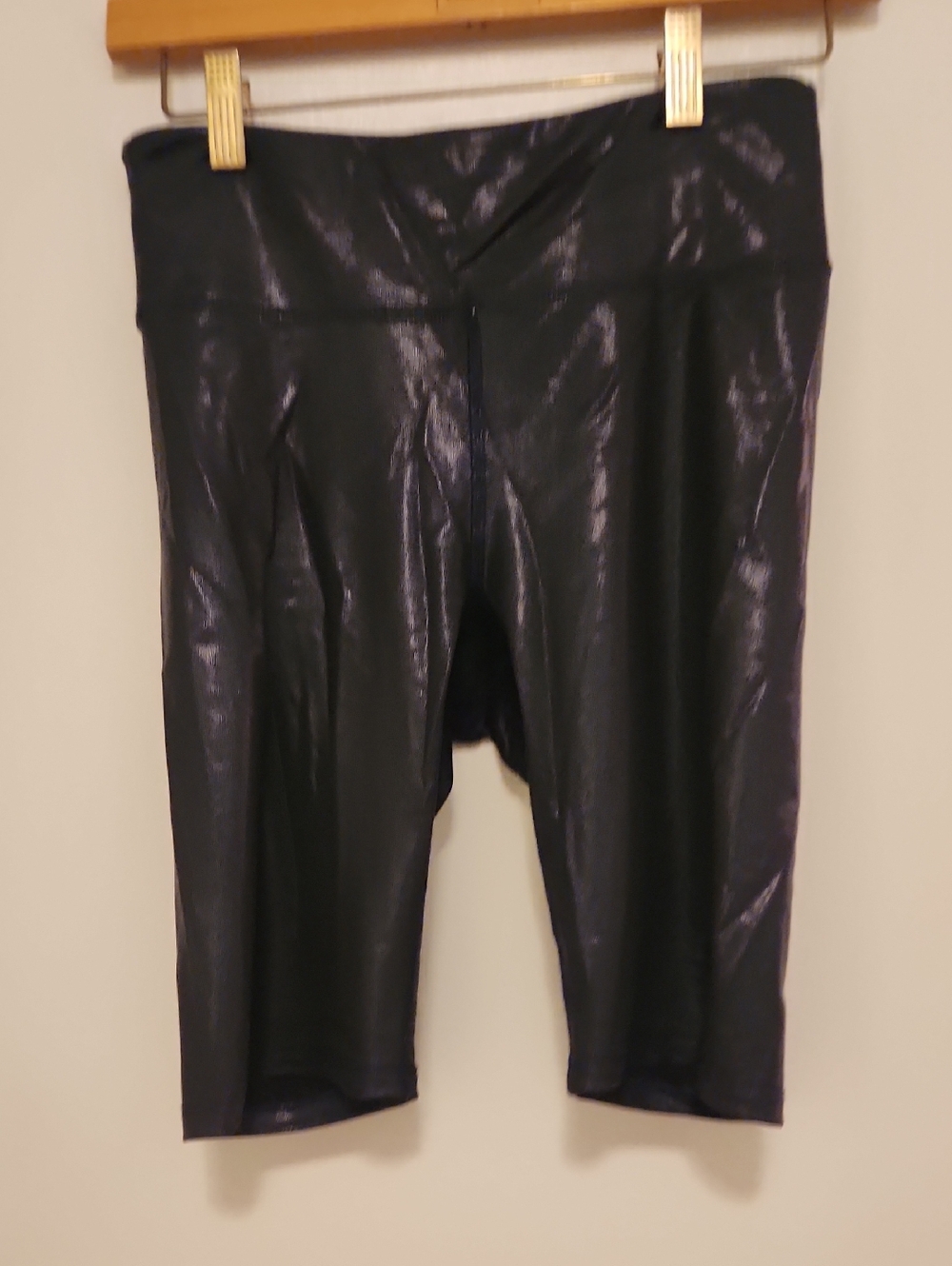 Heroine Sport Black High-Rise Active Shorts